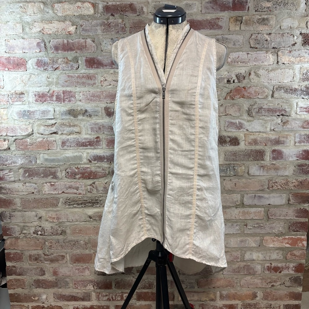 Luii linen zip sleeveless top xl